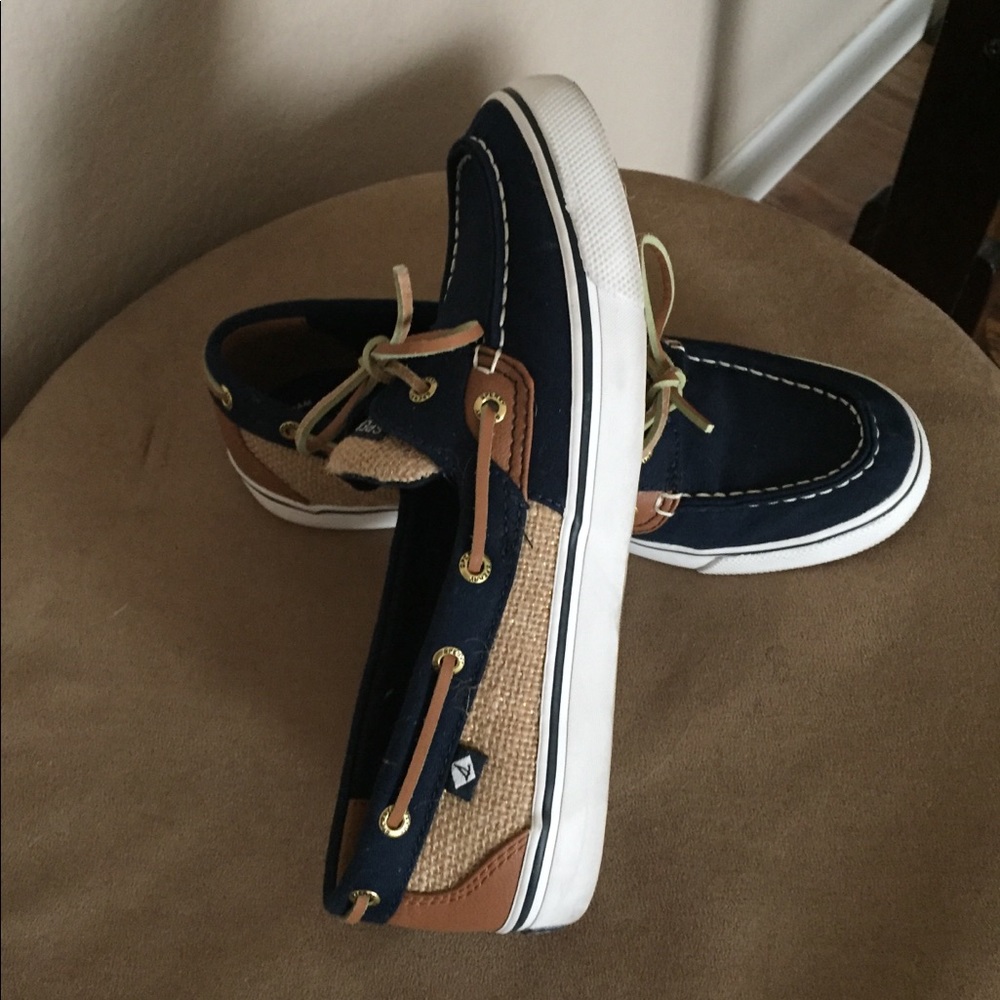 Sperry topsiders size 7.5